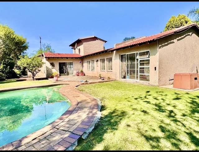 3 BEDROOM HOUSE FOR SALE IN BRACKENDOWNS